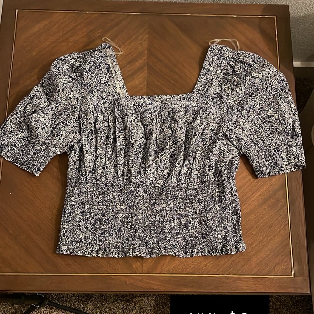 Xxl rooshed puffer sleeve top